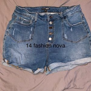 Size 14 fashion nova